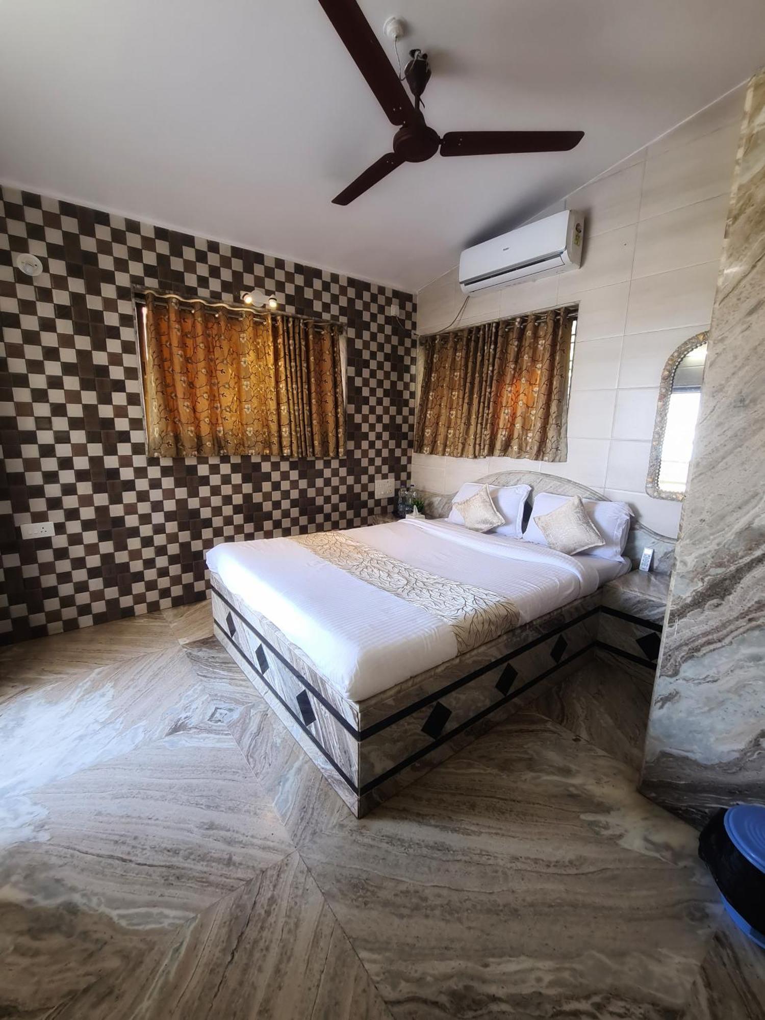 Margo Villa Mahabaleshwar Exterior photo